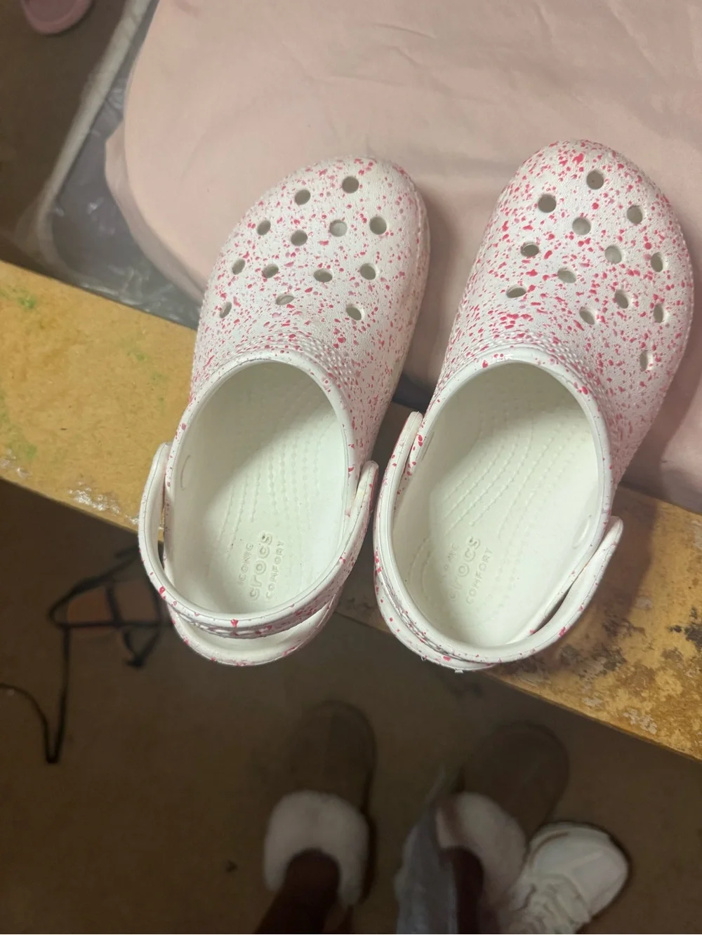 CROCS Kids White Clog with Pink Speckle